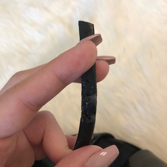 BLACK BCBG MAXAZRIA HEELS - Picture 7 of 8